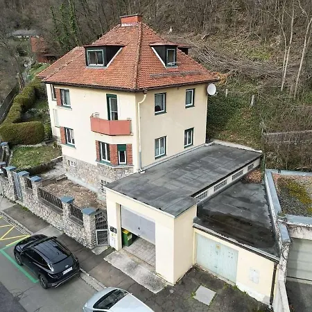 Huber - Top1 Apartamento